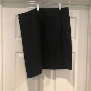 Gap woman’s black skirt size 10